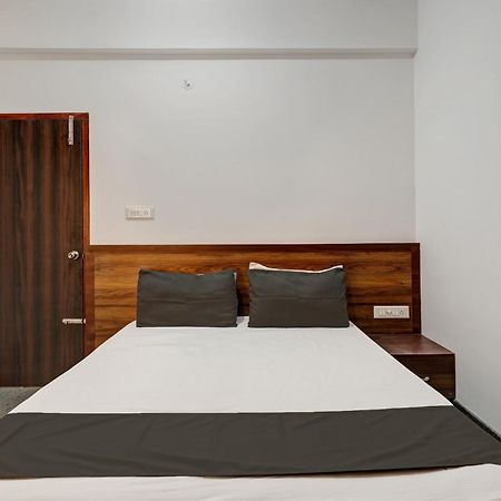 Oyo Hotel Bungalow Inn Lodging & Boarding Bangalore Ngoại thất bức ảnh