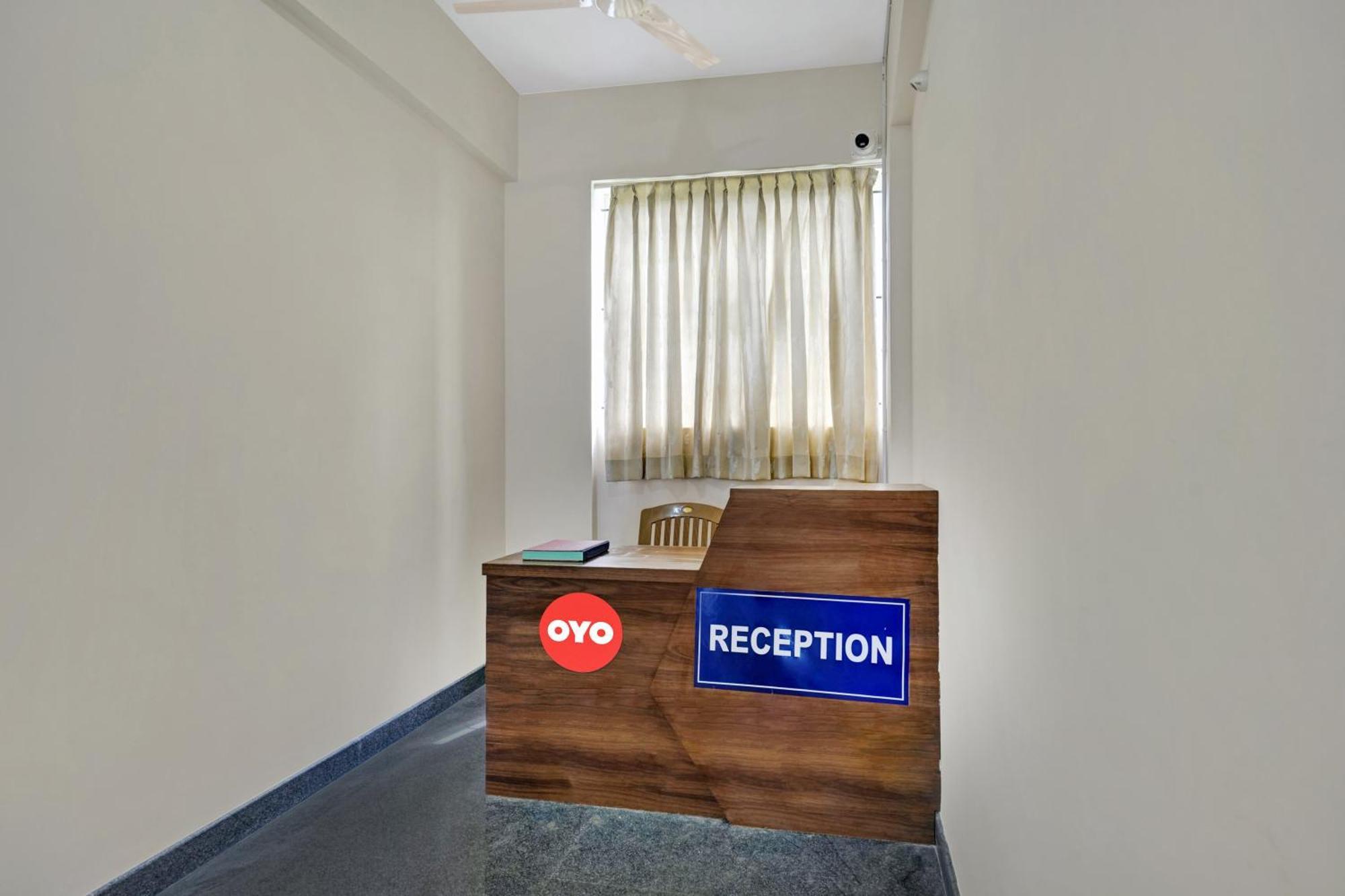 Oyo Hotel Bungalow Inn Lodging & Boarding Bangalore Ngoại thất bức ảnh